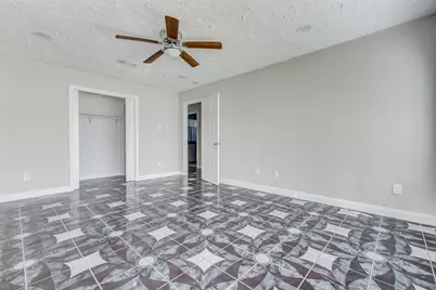 101 Live Oak Street, Baytown, TX 77520 - Photo 31