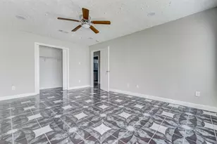 101 Live Oak St, Baytown, TX 77520 - Photo 31