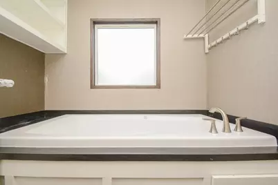 3610 Alice Street, Fresno, TX 77545 - Photo 13