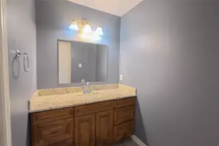 2843 Oakland Brook St, Houston, TX 77038 - Photo 17