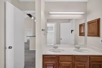 14338 Royal Hill Drive, Houston, TX 77083 - Photo 27