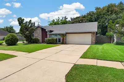 14338 Royal Hill Drive, Houston, TX 77083 - Photo 31