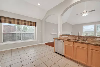 14308 Rocky Briar Lane, Rosharon, TX 77583 - Photo 17