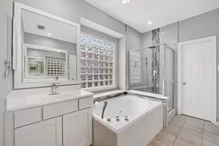 14308 Rocky Briar Ln, Rosharon, TX 77583 - Photo 29