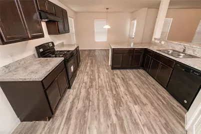 10114 Piave Drive, Houston, TX 77044 - Photo 5