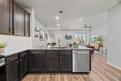 8001 Scanlan Trail, Missouri City, TX 77459 - Photo 17