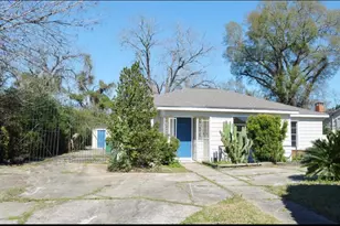 4839 Ventura Ln, Houston, TX 77021 - Photo 1