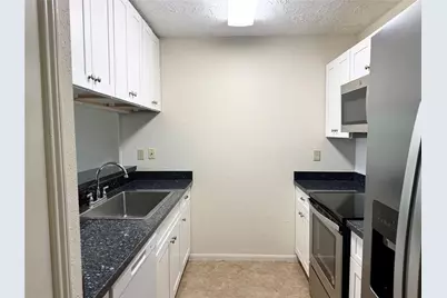 8952 Wilcrest Drive, Houston, TX 77099 - Photo 3