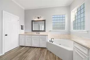 11706 Edgewater Ct, Montgomery, TX 77356 - Photo 33