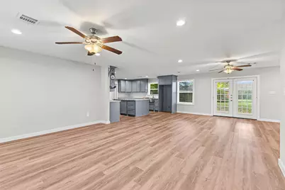 2006 Colby Drive, Baytown, TX 77520 - Photo 5