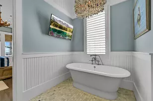 2457 E Seaside Dr, Galveston, TX 77550 - Photo 31