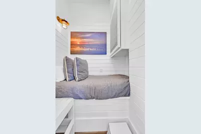 2457 E Seaside Drive, Galveston, TX 77550 - Photo 25