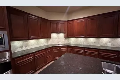 1002 Yaupon Square Lane, Houston, TX 77008 - Photo 7