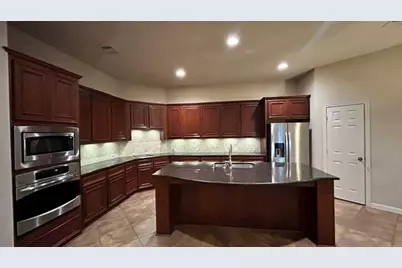 1002 Yaupon Square Lane, Houston, TX 77008 - Photo 5