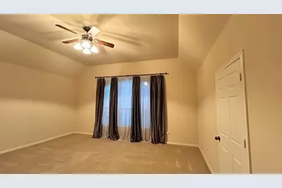 1002 Yaupon Square Lane, Houston, TX 77008 - Photo 23