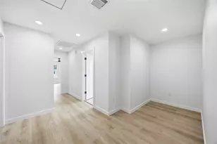 6610 Ezzard Charles Ln, Houston, TX 77091 - Photo 27