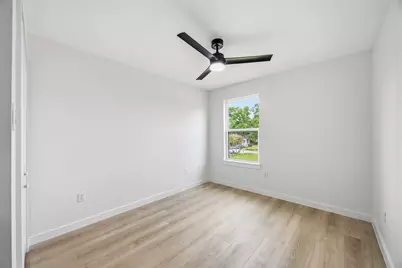 6610 Ezzard Charles Lane #A/B, Houston, TX 77091 - Photo 29