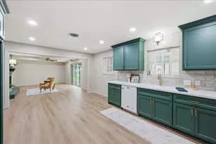 2127 Treemont Ln, Orange, TX 77630 - Photo 11