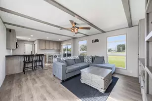 9318 E Creek Bend Dr, Needville, TX 77461 - Photo 35