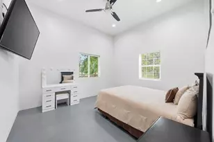 9318 E Creek Bend Dr, Needville, TX 77461 - Photo 27