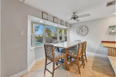 2211 Bayou Drive, League City, TX 77573 - Photo 9