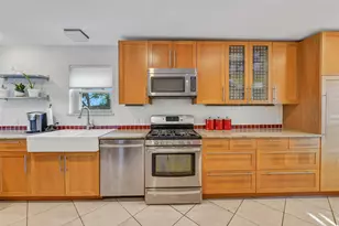 2211 Bayou Dr, League City, TX 77573 - Photo 7