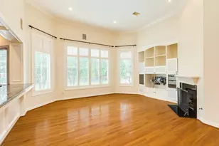 1 Heritage Oak Ct, Lake Jackson, TX 77566 - Photo 5