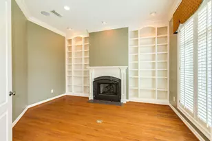 1 Heritage Oak Ct, Lake Jackson, TX 77566 - Photo 3