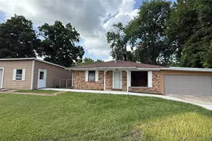 297 Hackberry Ln, Livingston, TX 77351 - Photo 3