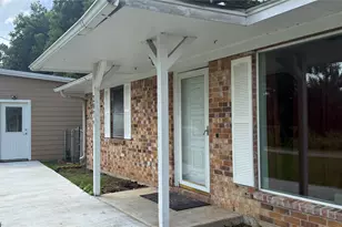 297 Hackberry Ln, Livingston, TX 77351 - Photo 3
