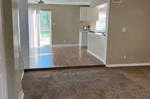 17210 Woodburn Dr, Houston, TX 77049 - Photo 9