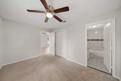 915 S Shanks Street, Clute, TX 77531 - Photo 21