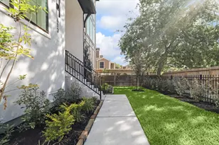 613 Wendel St, Houston, TX 77009 - Photo 17