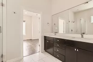 126 Pierce St, Houston, TX 77002 - Photo 17