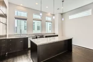 126 Pierce St, Houston, TX 77002 - Photo 7