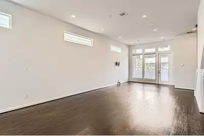 126 Pierce Street, Houston, TX 77002 - Photo 9