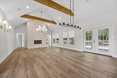 103 Woodland Creek Lane, La Grange, TX 78945 - Photo 13