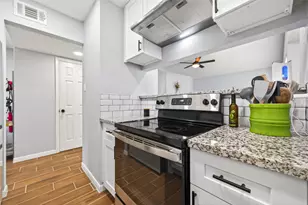 10254 Sunwood Dr, Houston, TX 77041 - Photo 13