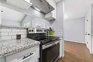 10254 Sunwood Dr, Houston, TX 77041 - Photo 11