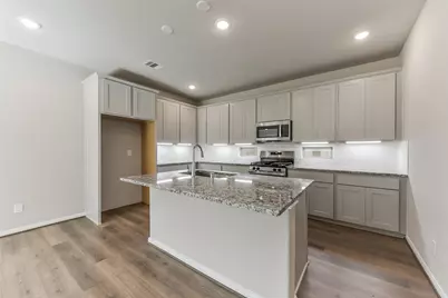 3011 Wicker Lane, Pinehurst, TX 77362 - Photo 9