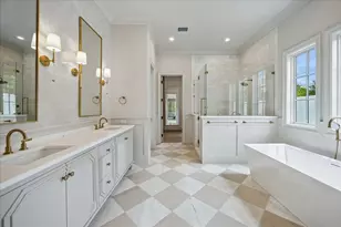 10801 Long Shadow Ln, Hunters Creek Village, TX 77024 - Photo 17