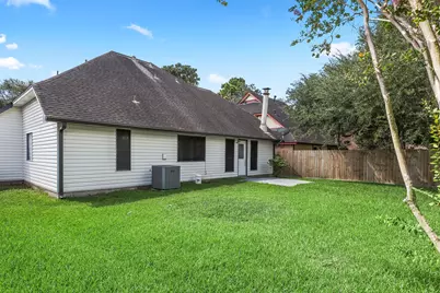 714 Regency Court, Friendswood, TX 77546 - Photo 21