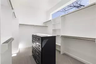 7330 St Lo Rd, Houston, TX 77033 - Photo 13