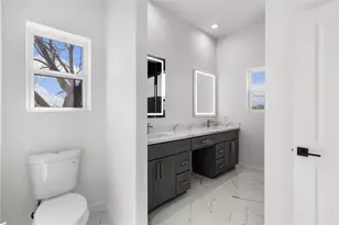 7330 St Lo Rd, Houston, TX 77033 - Photo 19