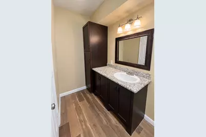 704 Ave B #5, La Marque, TX 77568 - Photo 9