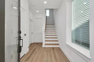 3036 Live Oak St, Houston, TX 77004 - Photo 3