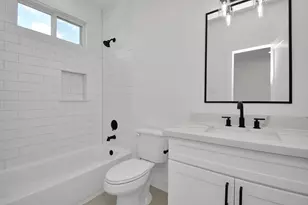 3036 Live Oak St, Houston, TX 77004 - Photo 31