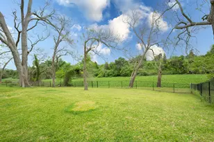 117 W Mahan St, Richwood, TX 77531 - Photo 37