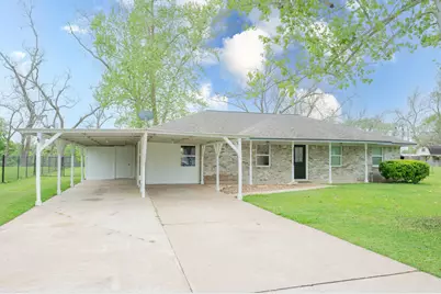 117 W Mahan Street, Richwood, TX 77531 - Photo 3