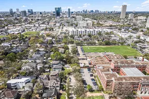 1821 Harold St, Houston, TX 77098 - Photo 3